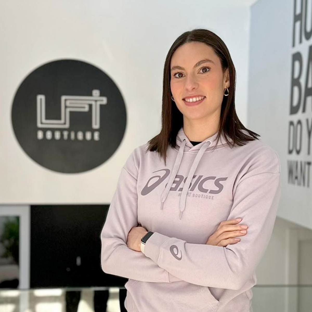LAURA MENGUAL
